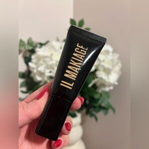 IL MAKIAGE • AFTER PARTY FOUNDATION • SHADE 55